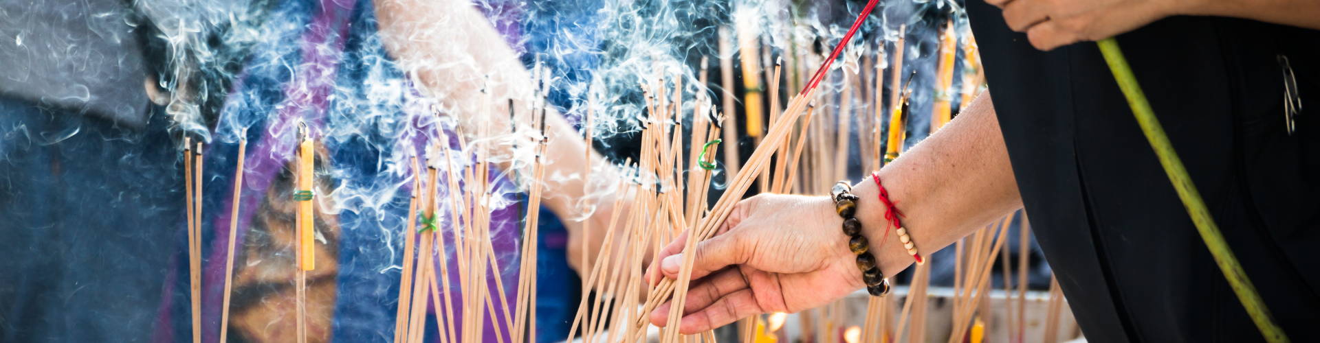 How To Use Incense In An Effective Way - incenseocean